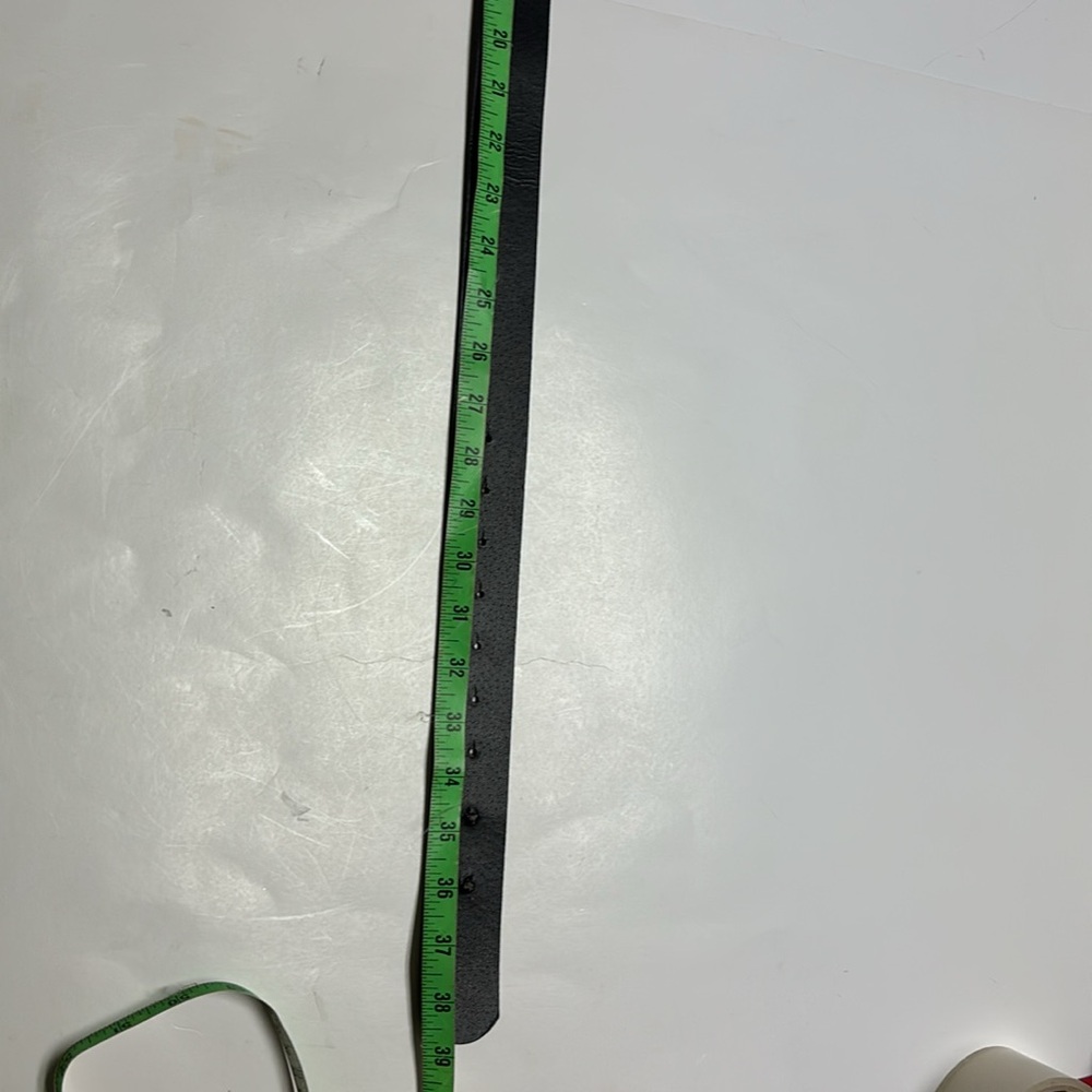 Women’s black unbranded belt - Picture 2 of 2